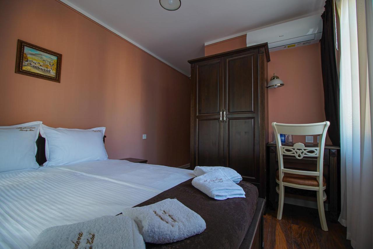 Pulpudeva Family Hotel Plovdiv Exterior photo